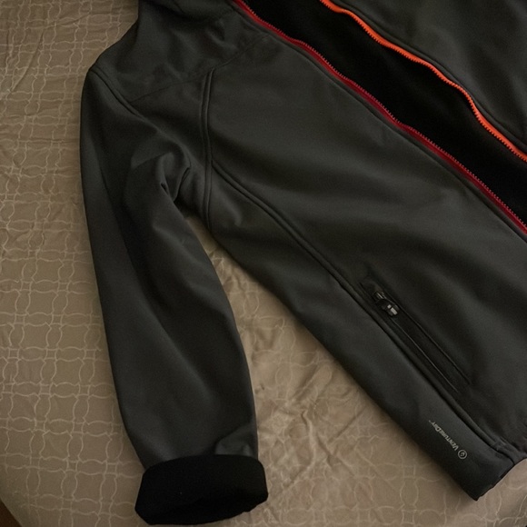 Boys Champion Water Resistant Jacket, size XL (16/18) - Picture 6 of 12